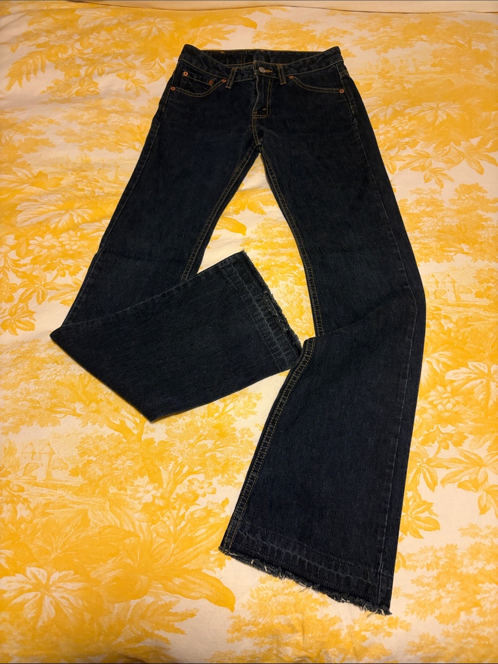 Vintage y2k flare low rise Levi's Dark Blue Jeans